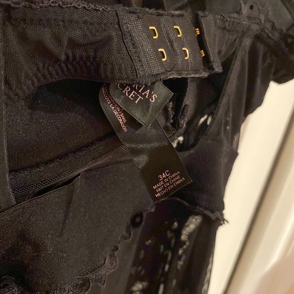 Victoria’s Secret Black Teddie with Garter Hooks - Picture 9 of 10